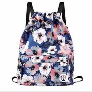 Horsky Anime Leaf Drawstring backpack
